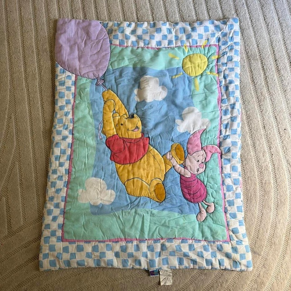 VTG 1994 Disney Winnie the Pooh and Piglet quilt kidcore nostalgic baby home